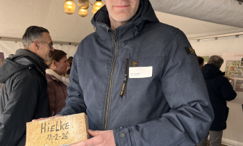 Nieuwe bewoners de Angerloo met persoonlijke steen