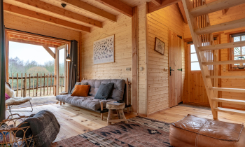 Boomhut Anderen interieur.jpg