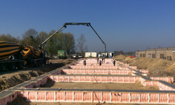 Eerste funderingsbalk gestort hoofdfoto.png